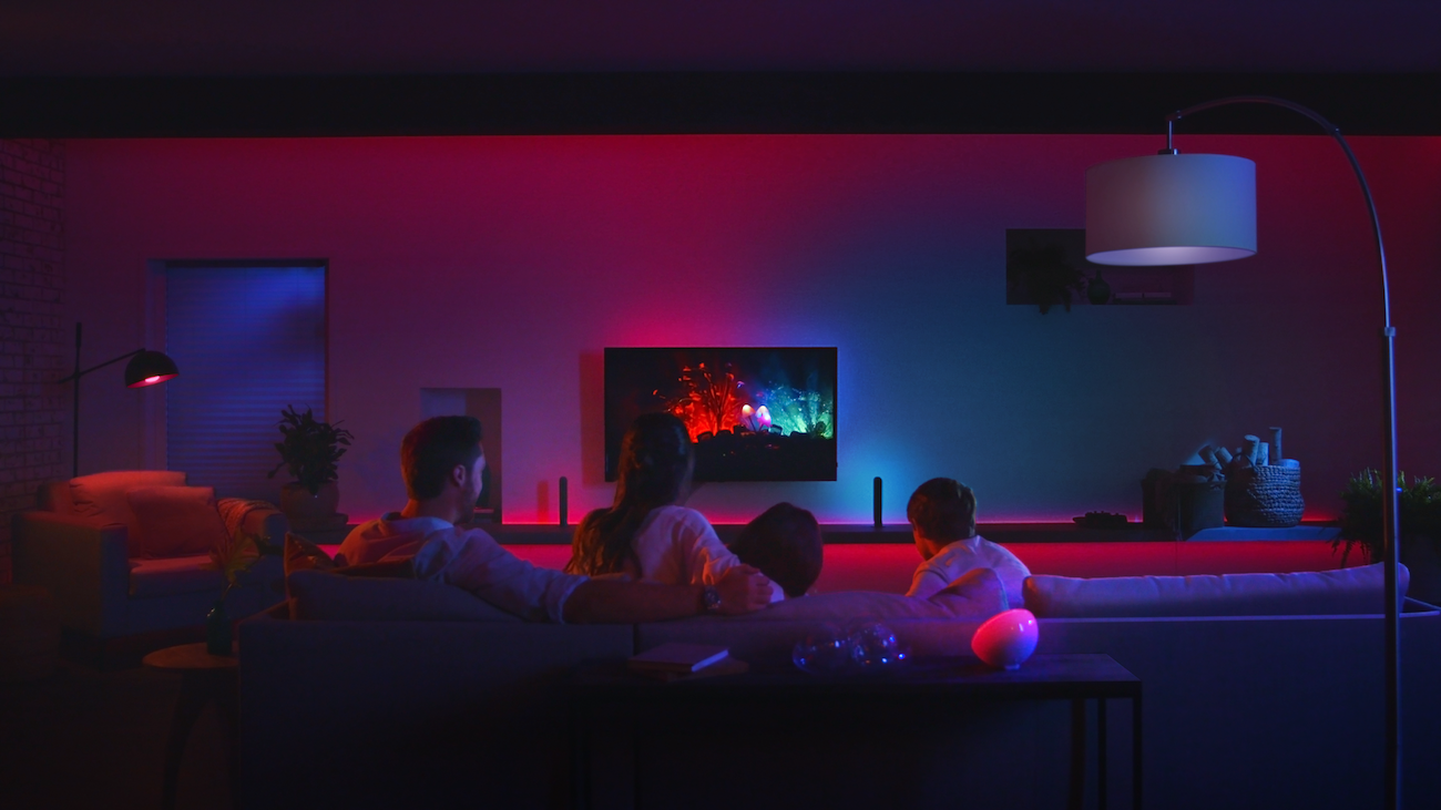 Philips Hue Play HDMI 影音燈光同步器